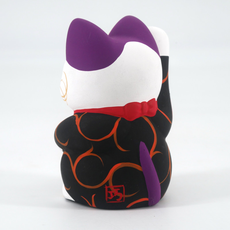 Japanese manekineko lucky cat, KURO KARAKUSA, black and arabesques