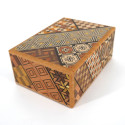 Hakone Yosegi Traditional Marquetry Secret Box, 4 steps