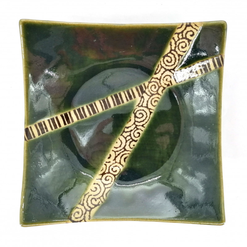 Piatto quadrato in ceramica giapponese con bordi rialzati, verde, linee incrociate - KUROSUORIBE