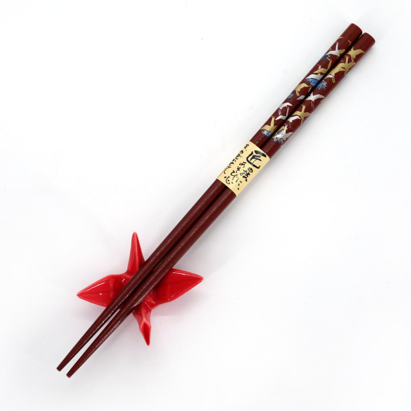 Par de palillos japoneses de madera roja con dibujo de grullas japonesas, TSURU