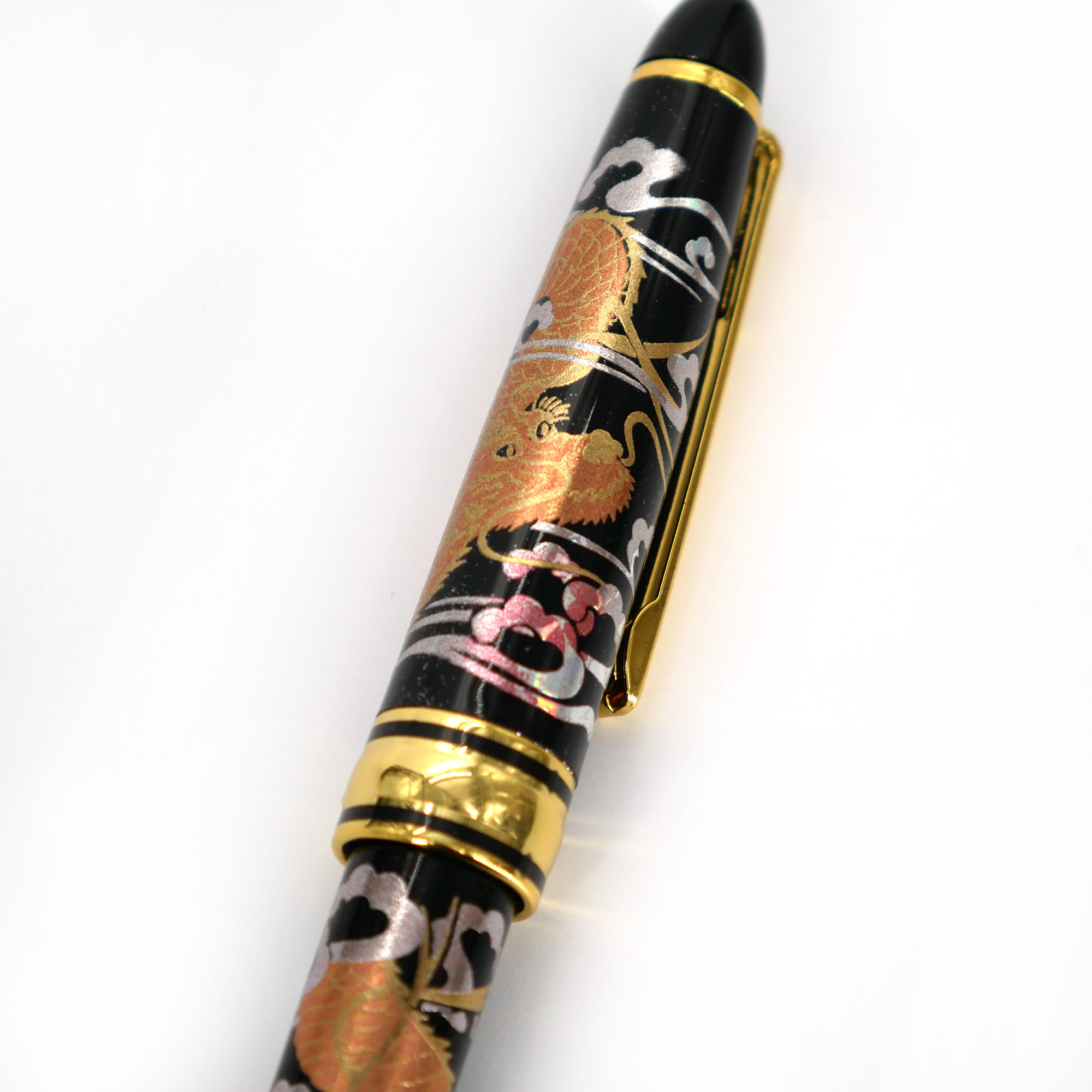 Japanese black resin ballpoint pen in dragon design box, RYU, 130mm