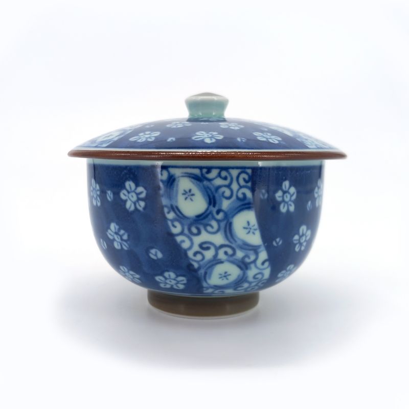 Japanische Chawanmushi-Teeschale mit Deckel, blaue Blumen, Ume Komon
