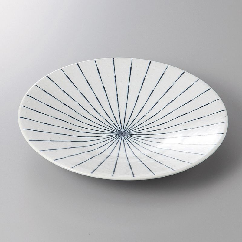 Round ceramic plate, white and black - TOKUSAWA