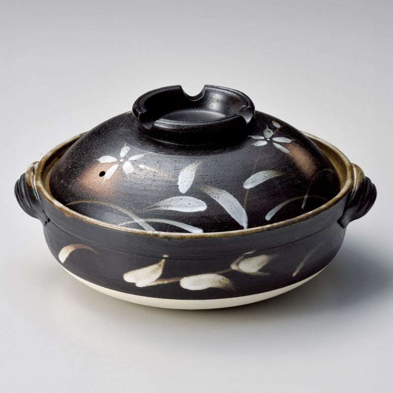 Brown and white ceramic donabe pot - MIGAKIMASU