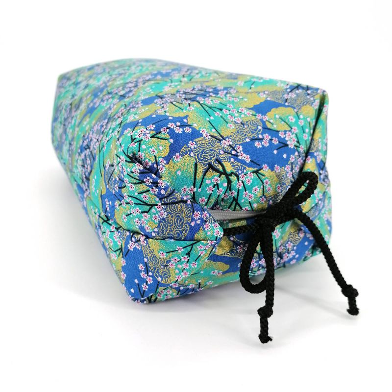 Coussin Makura déhoussable turquoise motif fleurs - 32cm