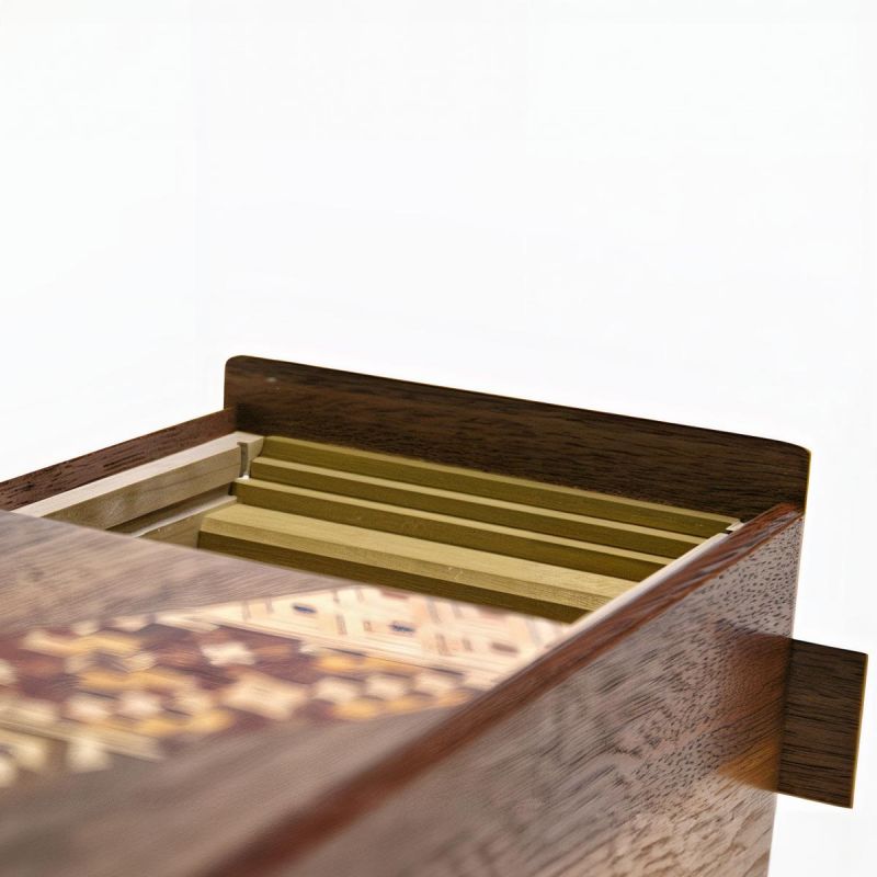 Caja secreta en marquetería tradicional Yosegi de Hakone, OBI, 21 niveles