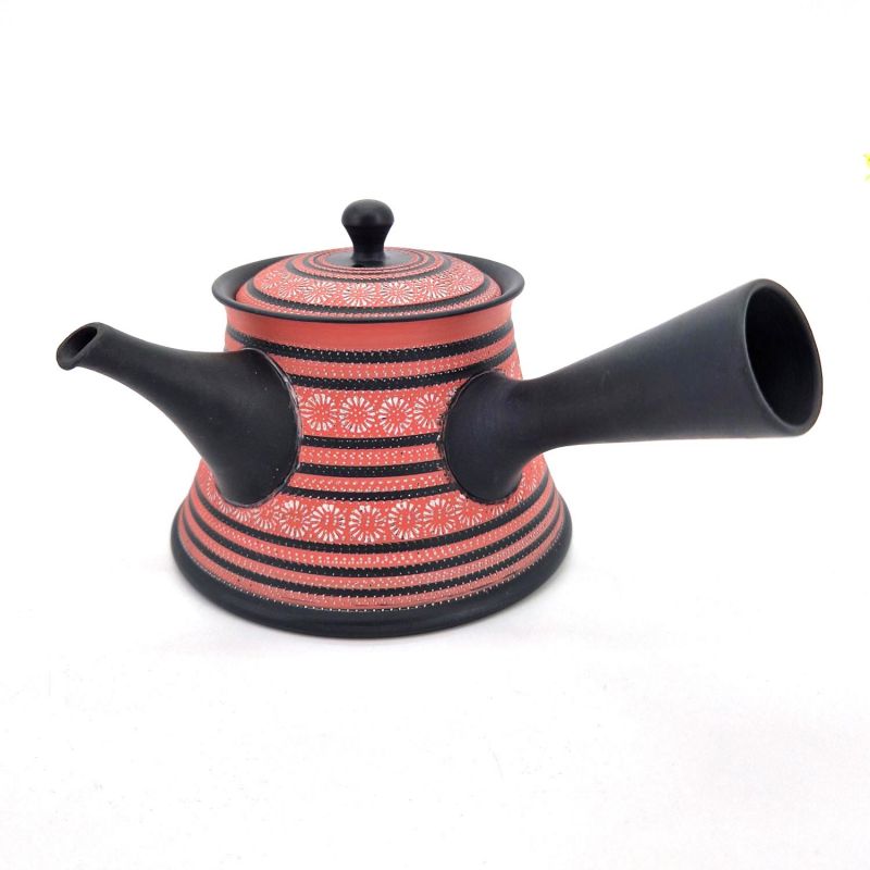 Black and red tokoname teapot with flower patterns Teruyuki Isobe, SAKURA, 260 cc