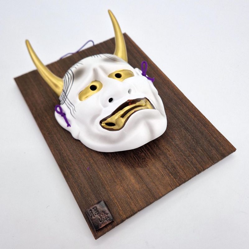 Maschera Noh rappresentante il demone vendicativo HANNYA con cornice in legno