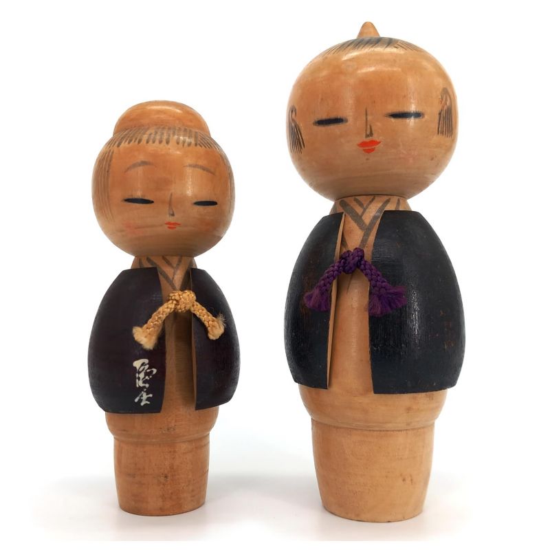 Duo japanischer Holzpuppen, KOKESHI VINTAGE, 15 und 13 cm