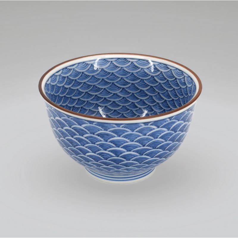 Japanese blue teacup in ceramic SEIGAIHA waves